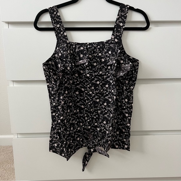 BOBEAU Front Tie Ruffle Button Tank - Picture 5 of 11